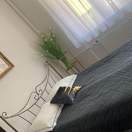 Golden Apartament Legionow Торунь Экстерьер фото