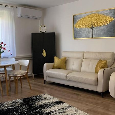 Golden Apartament Legionow Торунь Экстерьер фото